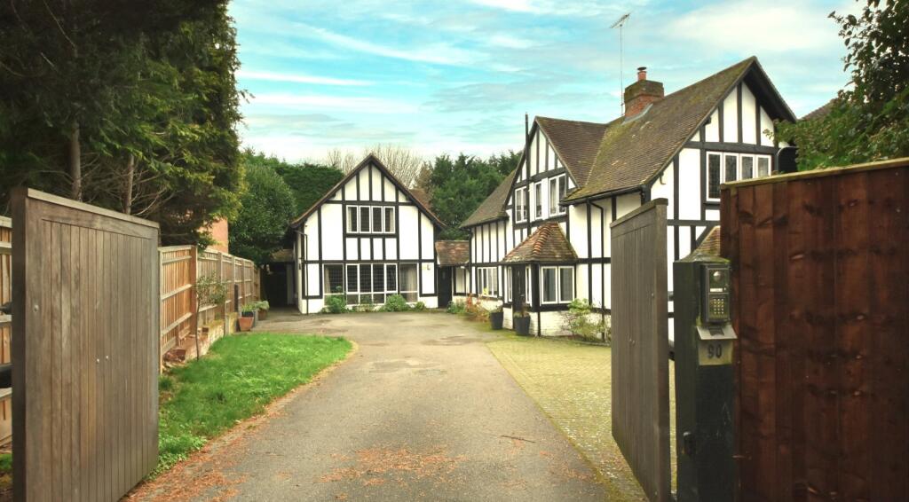 Main image of property: Blackpond Lane, Farnham Royal, Buckinghamshire, SL2