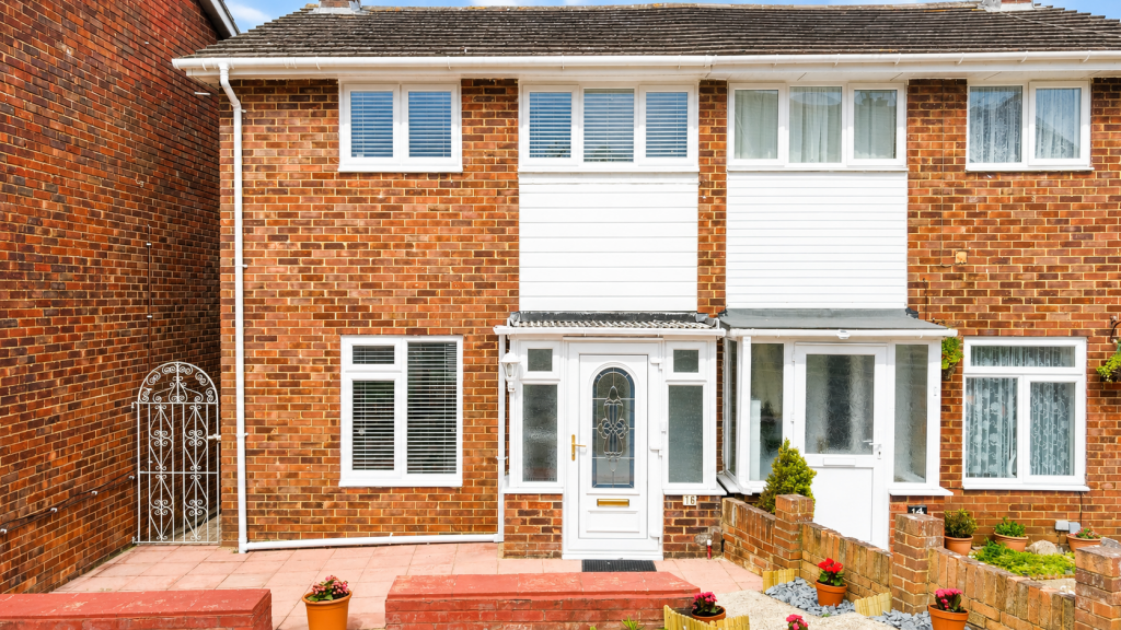 Main image of property: Budds Close, Basingstoke, Hampshire, RG21