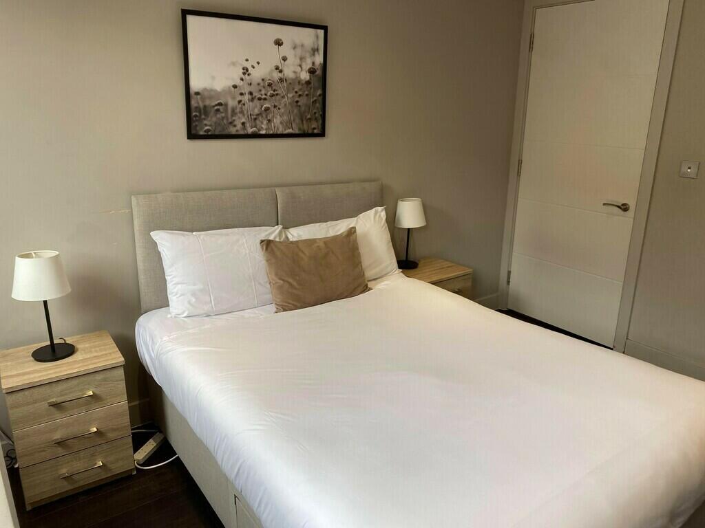 Main image of property: Apartment 1, The Fitzgerald Building, West Bar, Sheffield, South Yorkshire, S3 8PQ