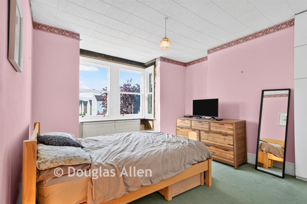 House in Ilford - View 5