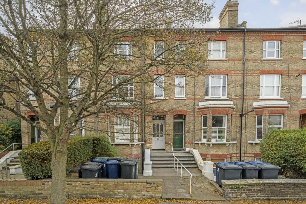 Main image of property: Grange Park, Ealing