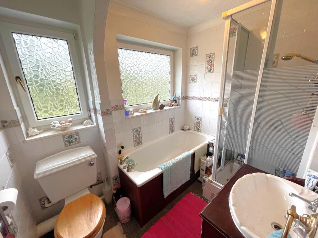 Moat Close, Holbury - View 6