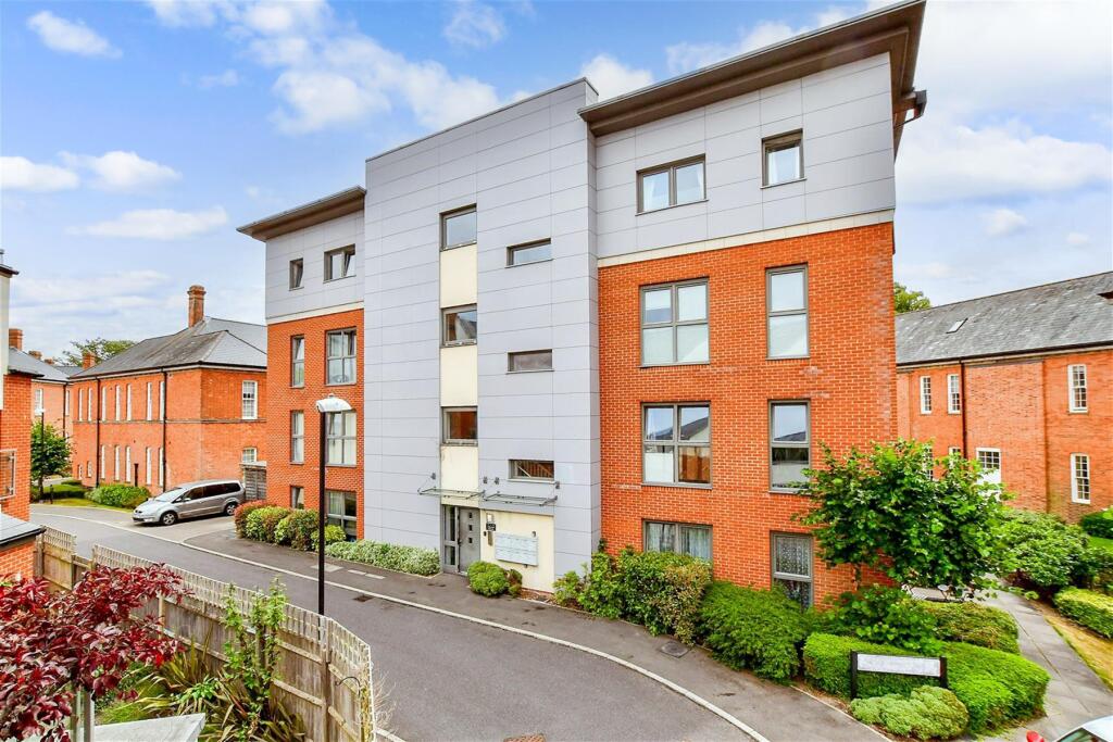 Main image of property: Longley Road, Chichester, West Sussex