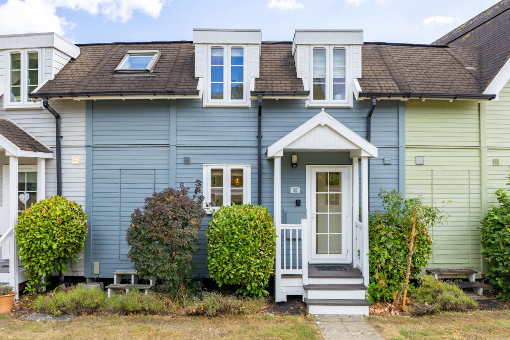 House in Gloucester - View 4