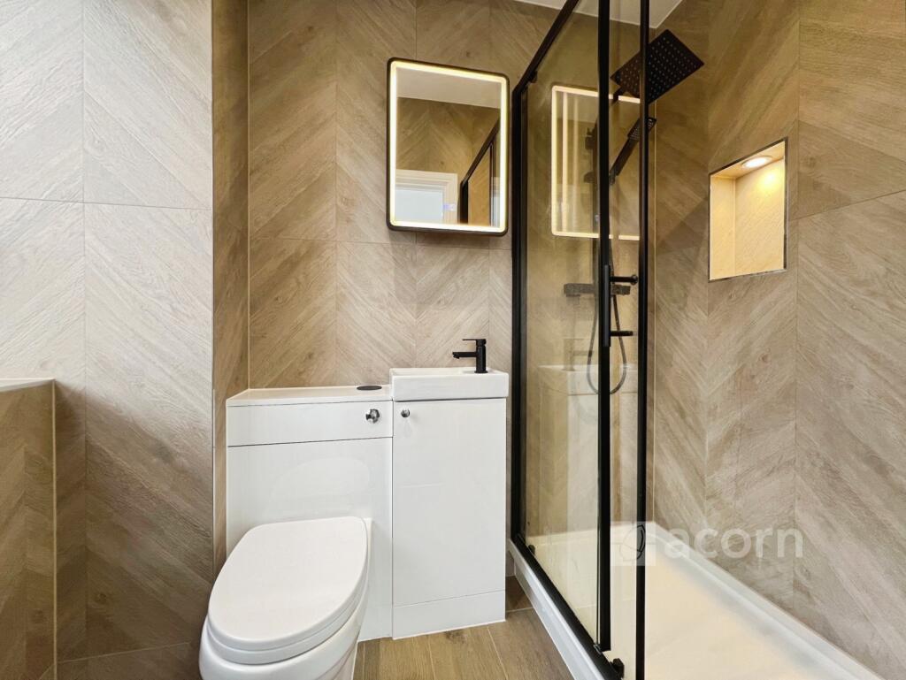 Apartment in Dartford, Temple Hill - View 5