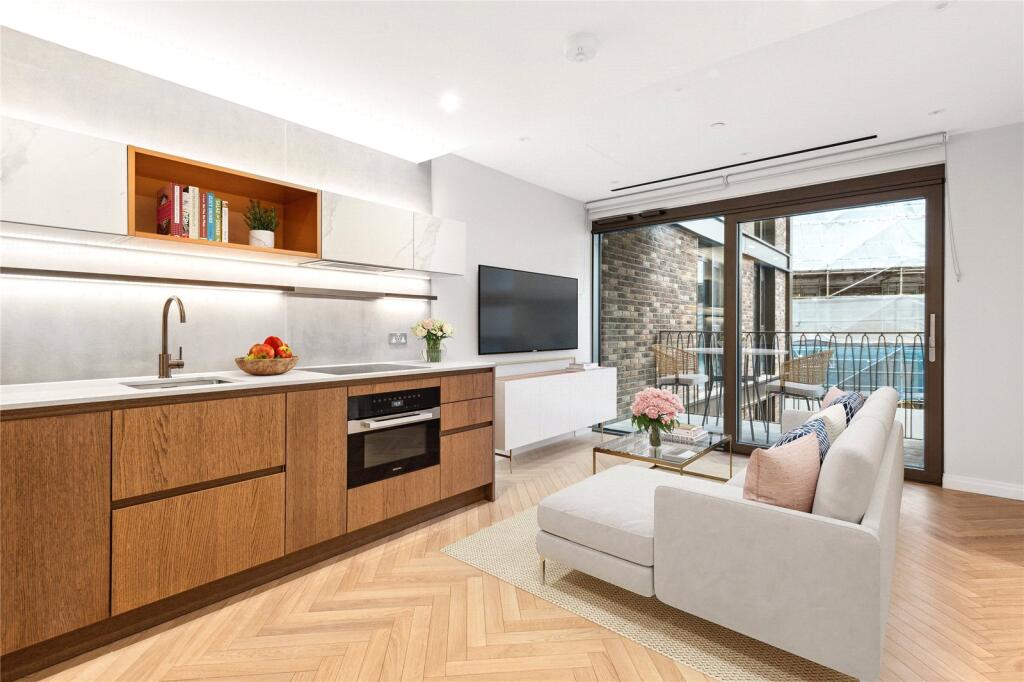 Michael Road, Hampton House, Fulham, London, SW6 photo 2