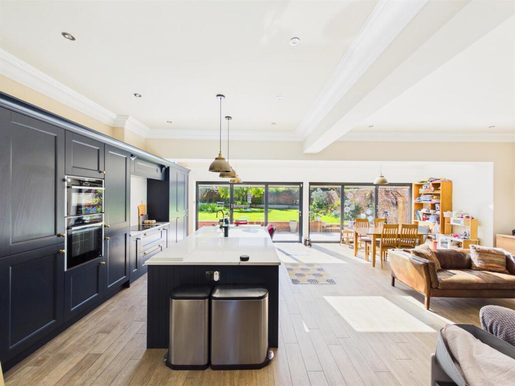 House in Newcastle upon Tyne - More