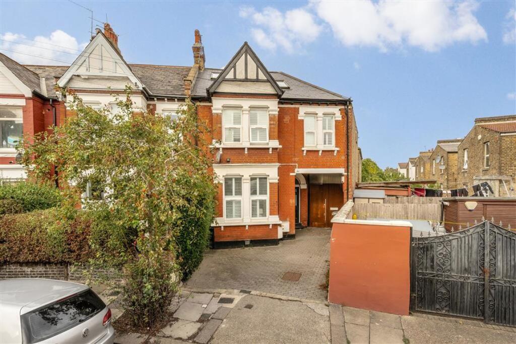 Apartment in London