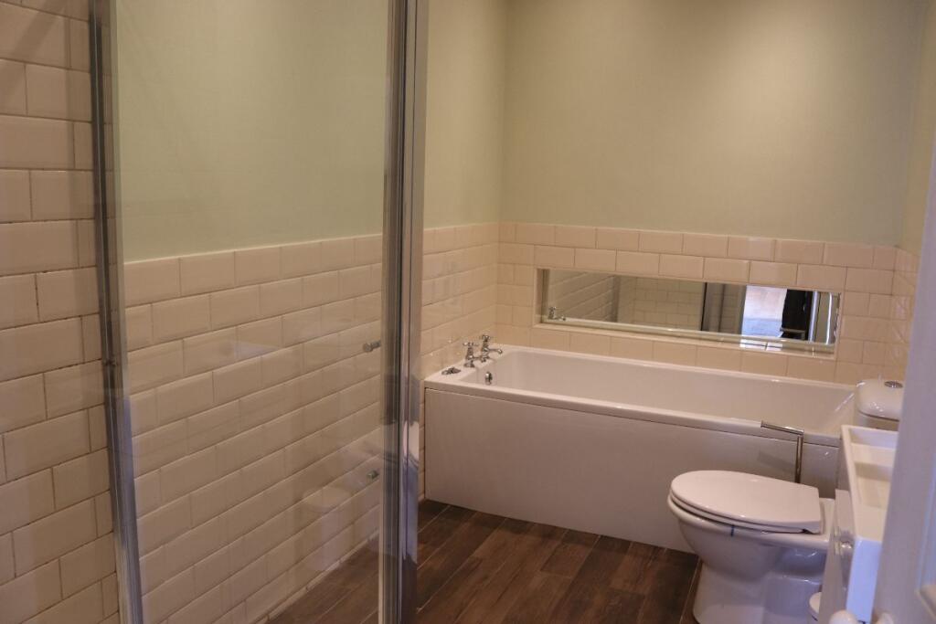 Apartment in Warwick, Royal Leamington Spa - More