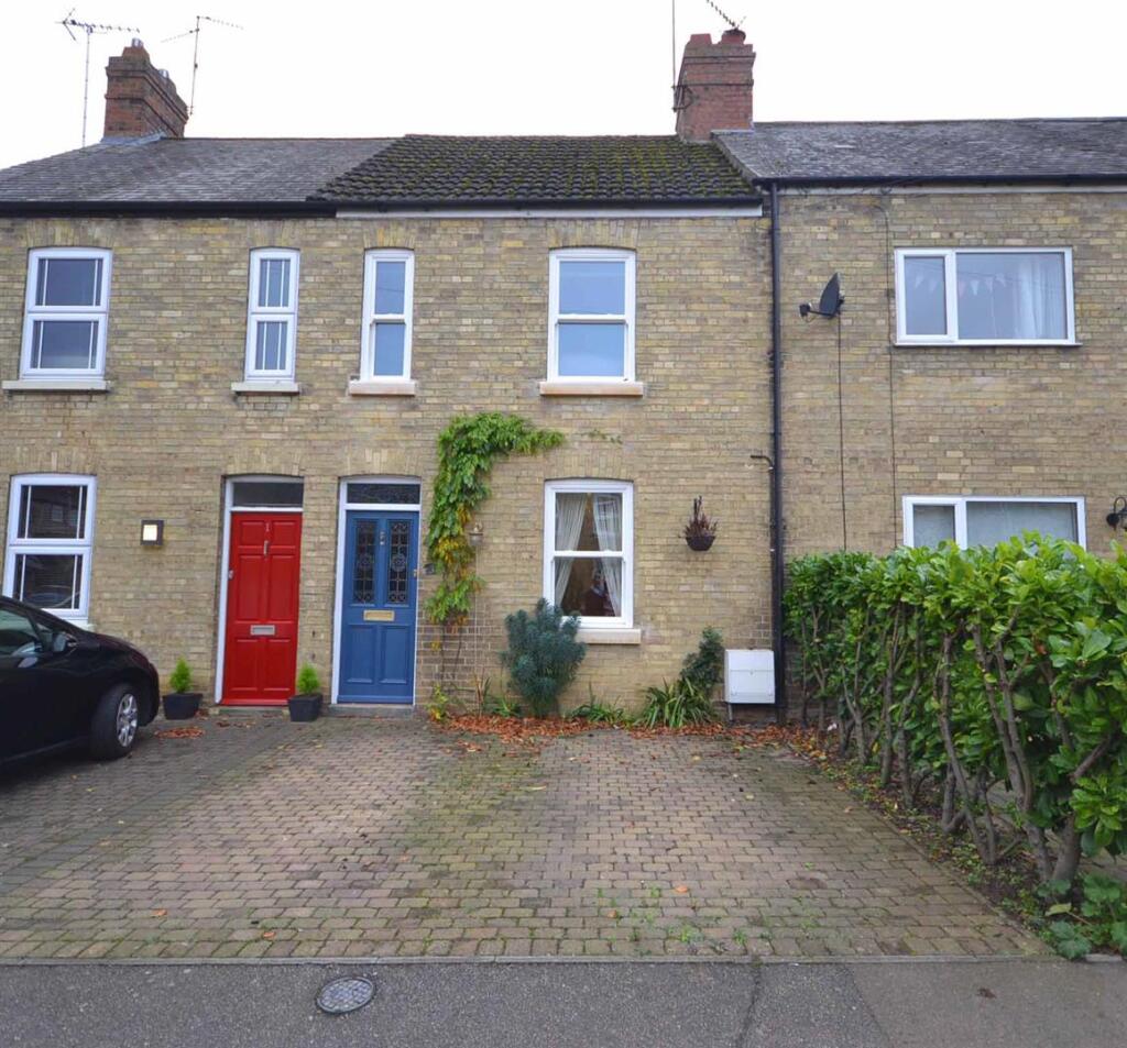 Main image of property: Queens Walk, Stamford