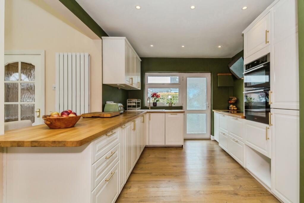 Cartmel Close, Holmes Chapel, Crewe, Cheshire, CW4 photo 4