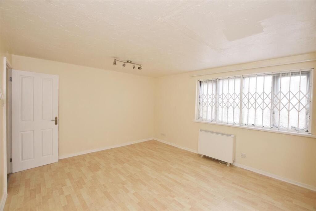 Marnham Court, Wembley, Middlesex photo 3