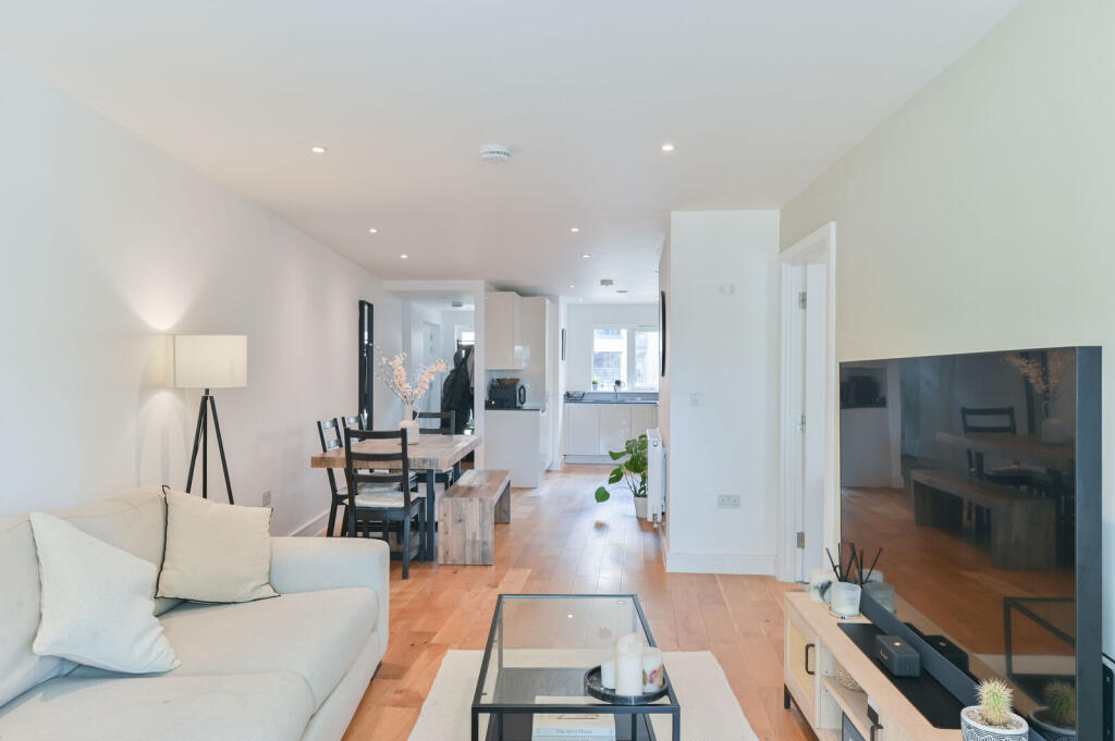 Apartment in London - View 4