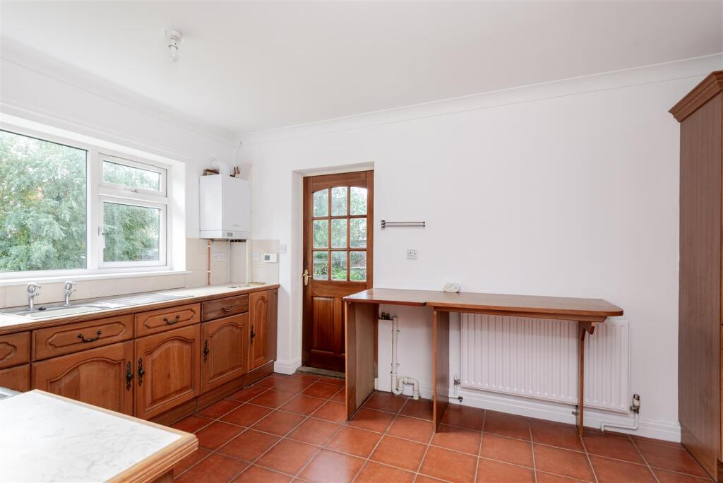 House in Peterborough - View 4