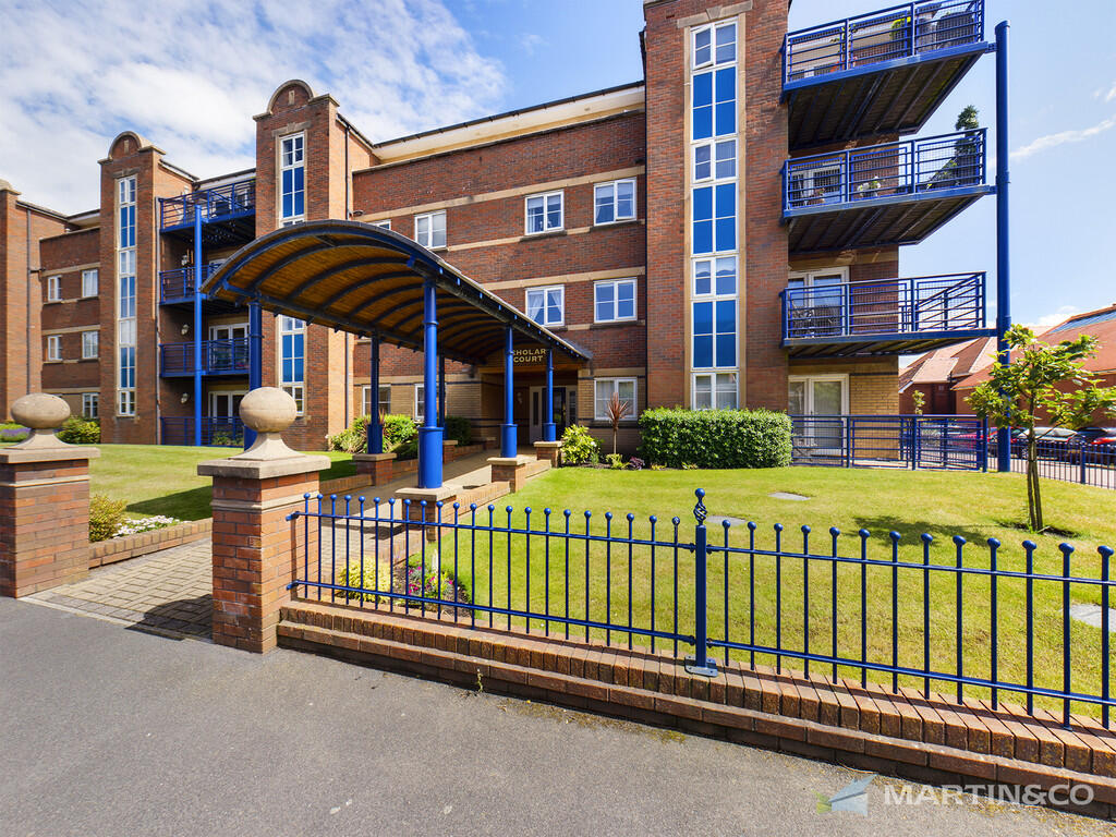 2-bed flat on Scholars Court, Kings Road, Lytham St Annes, £189,950