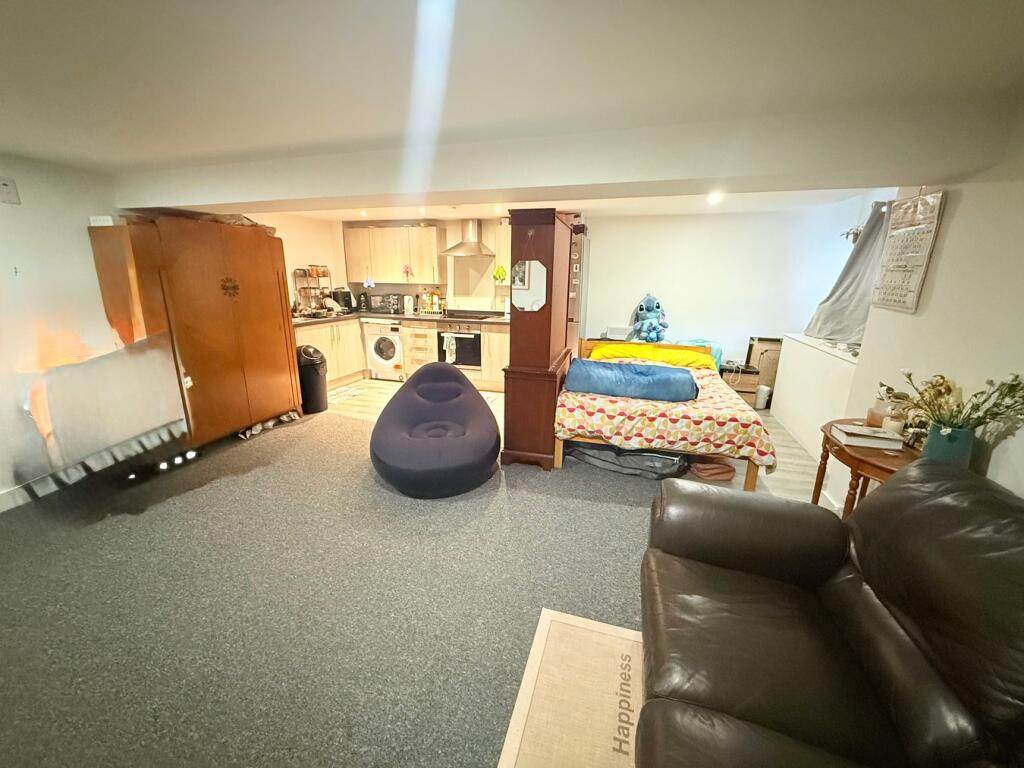 Additional image 4 of Newton Road, Yeovil, BA20