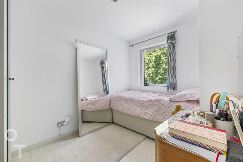Apartment in London, Kentish Town - More