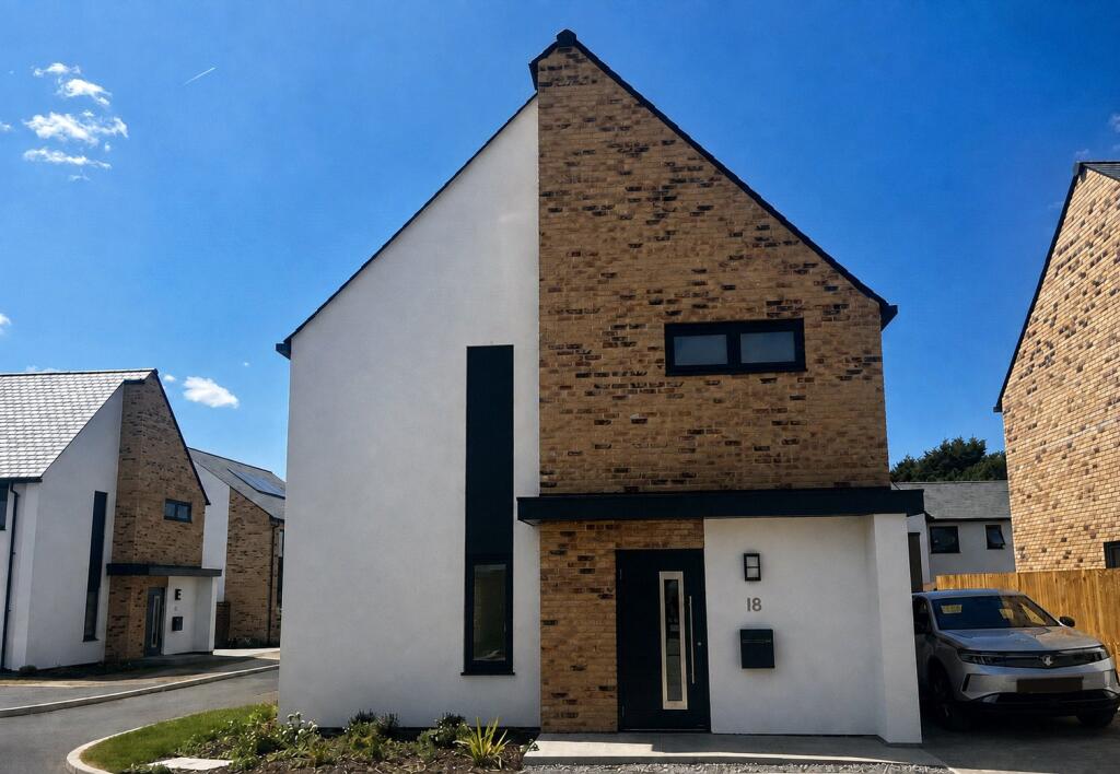 Main image of property: Saltram - Lynden Place, Newcourt Road, Topsham, Exeter, EX3