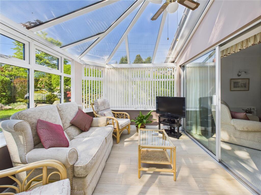 Newfield Croft, Dore, Sheffield photo 4