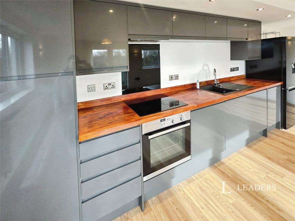 Main image of property: Guthrie House, Rigthwell East, Bretton, PE3