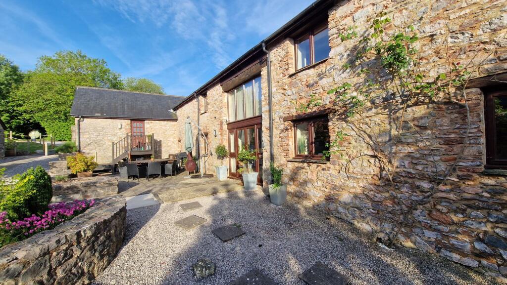 Main image of property: Ipplepen, Newton Abbot, TQ12
