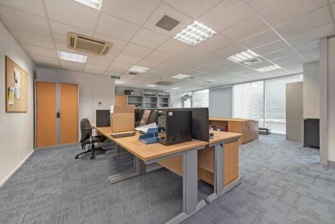 OFFICE9.jpg