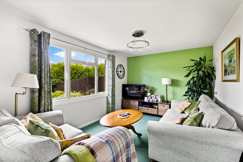 House in Dover, Guston - View 2