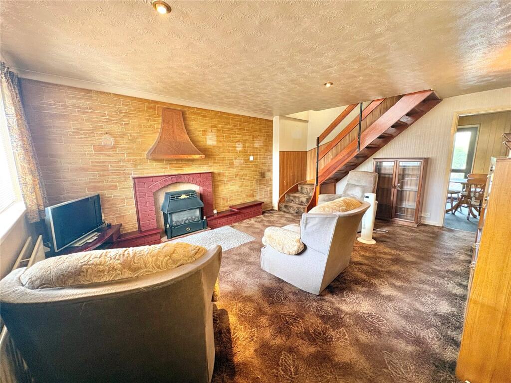 House in Nottingham, Dovedale Estate, Long Eaton - View 4