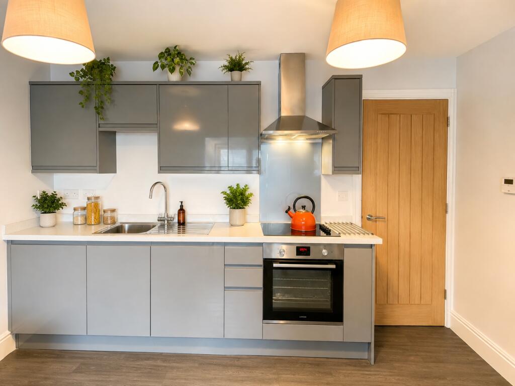 Apartment in Nottingham, Abbey Park - View 2