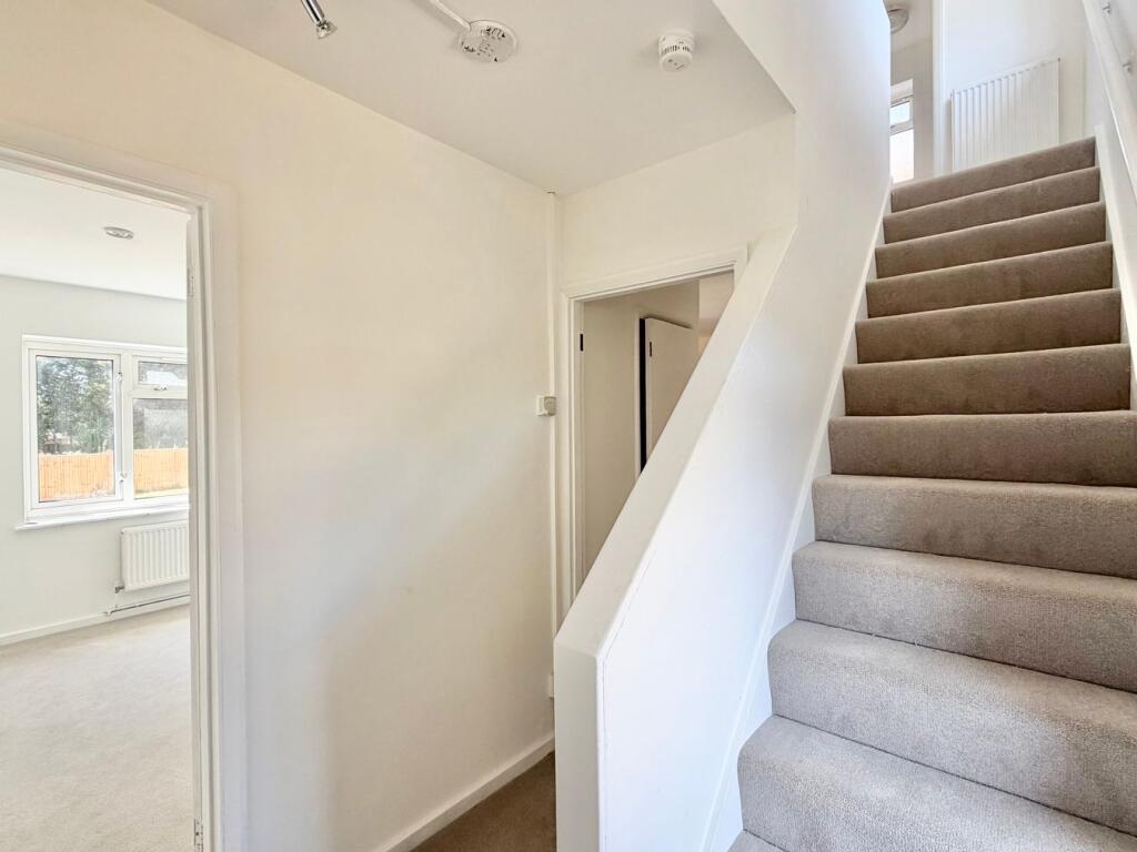House in Tonbridge - More