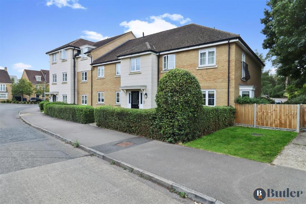 Main image of property: North Lodge Drive, Papworth Everard, Cambridge
