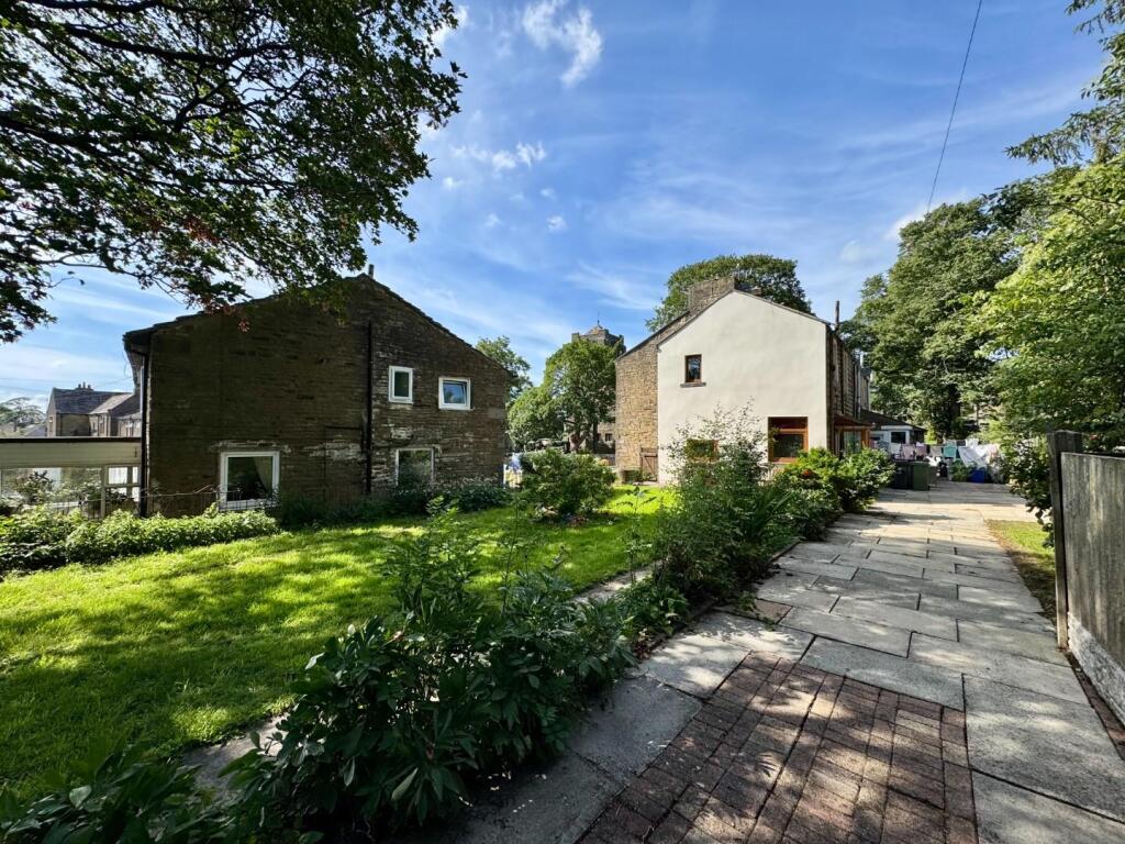 Green Terrace, Worsthorne-With-Hurstwood - View 3