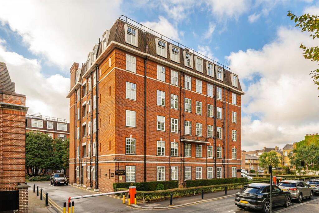 Main image of property: Heathfield Terrace, Chiswick