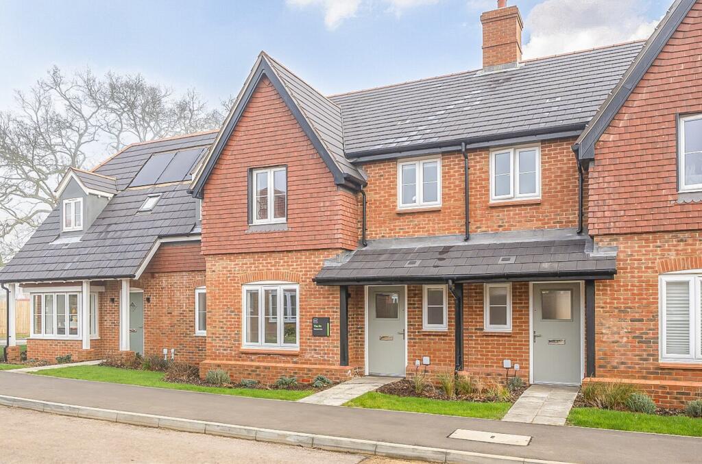 Main image of property: Knightwood Chase, Station Road, Fordingbridge, SP6