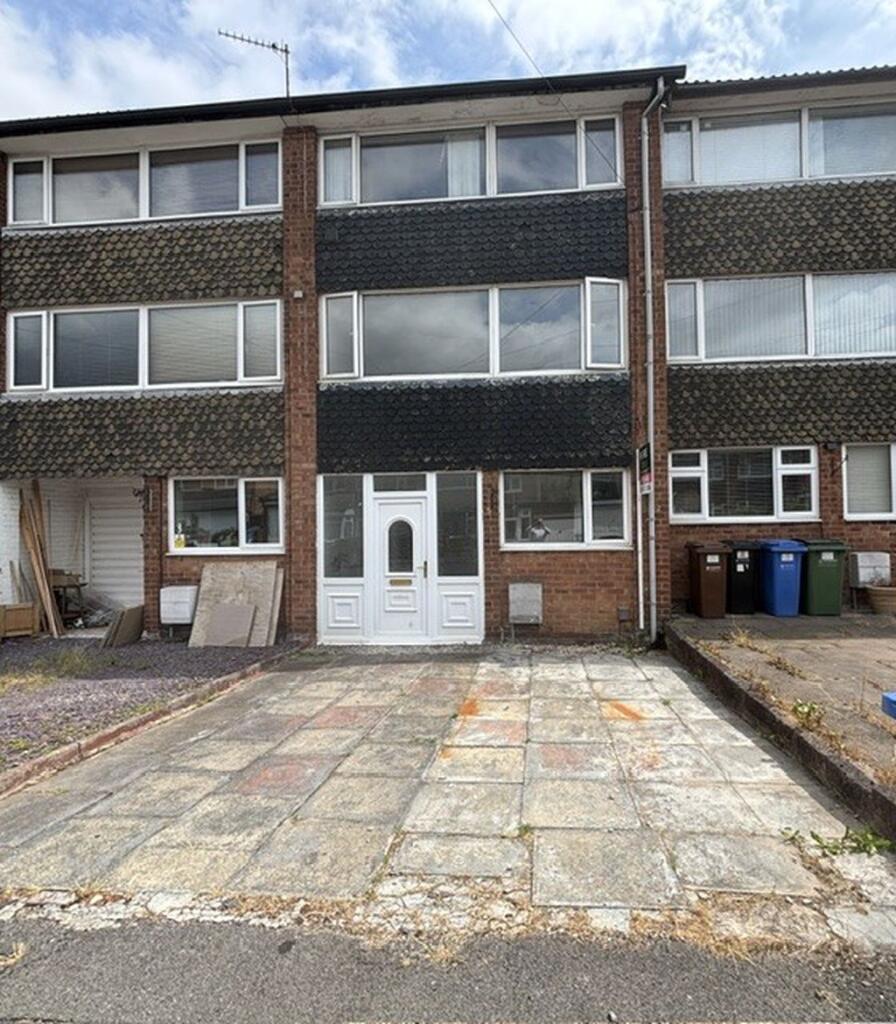 Main image of property: Roundhey, Heald Green