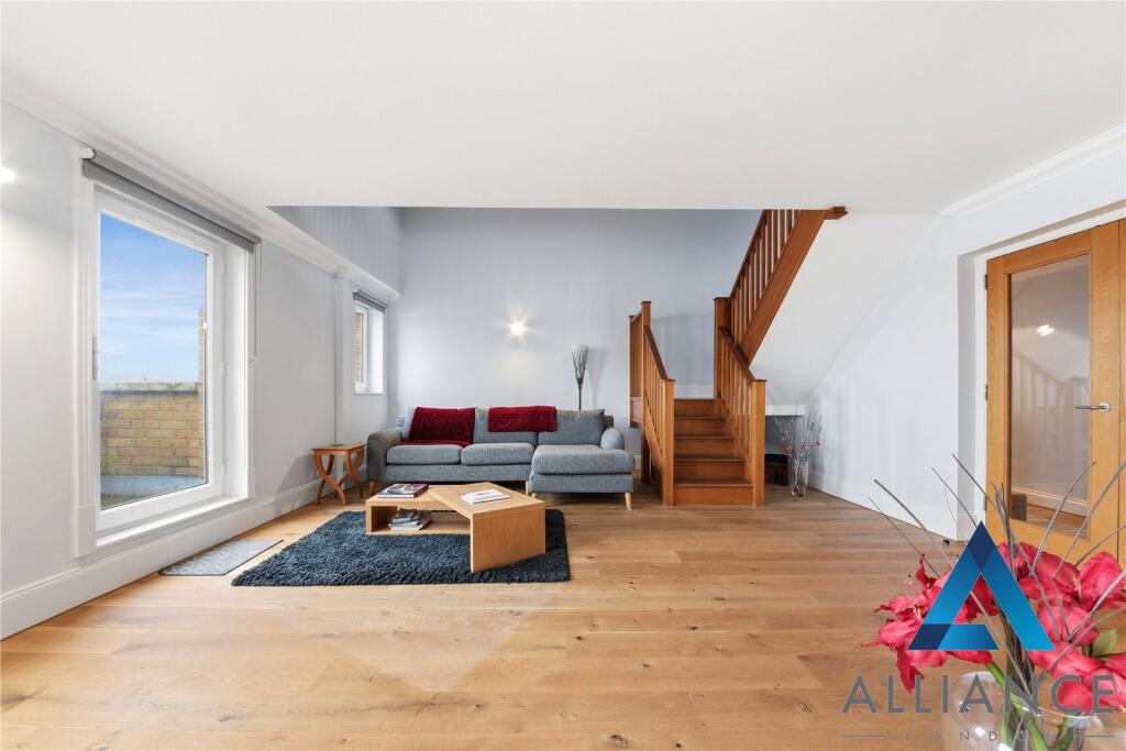 Main image of property: Narrow Street, London, E14