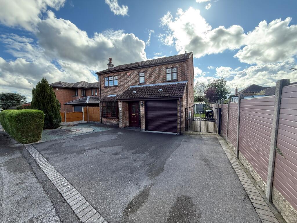 Main image of property: Sharrard Close, Underwood, Nottingham
