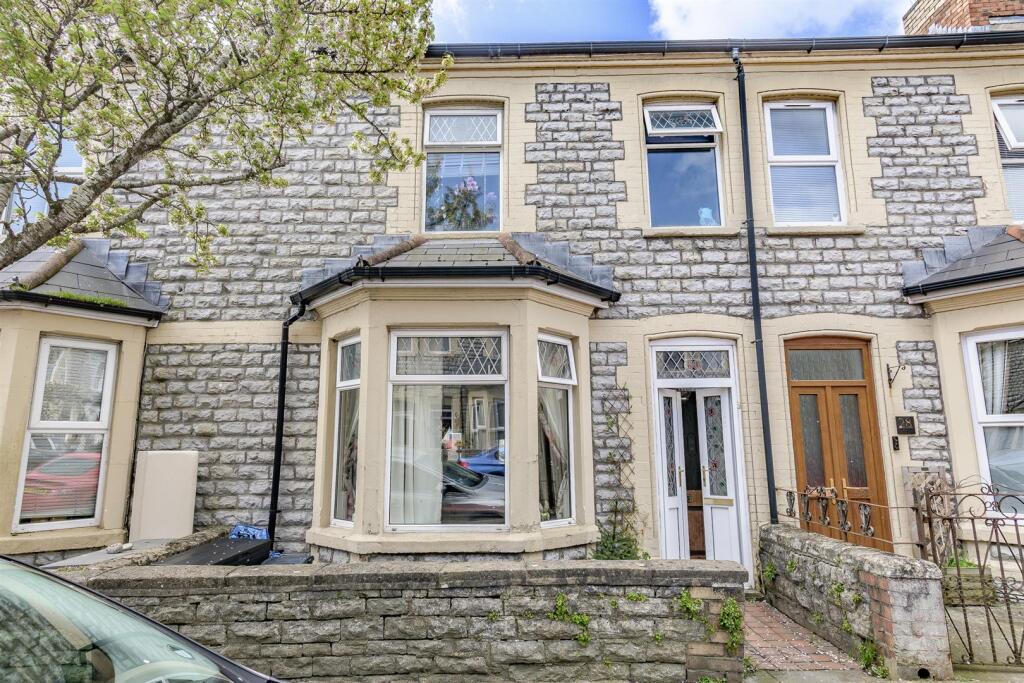 Main image of property: Castleland Street, Barry