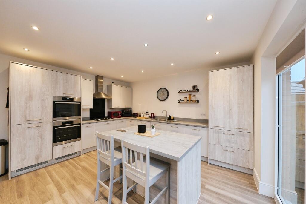 House in North West Leicestershire, Castle Donington - View 4
