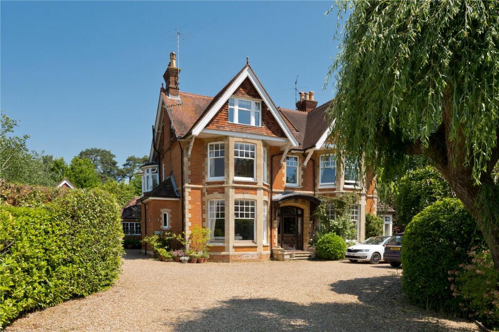 Main image of property: The Common, Cranleigh, Surrey, GU6