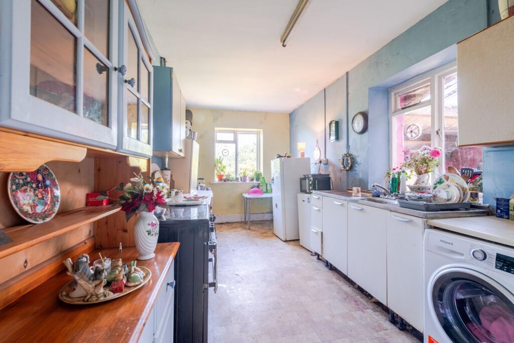 House in Exeter - View 5