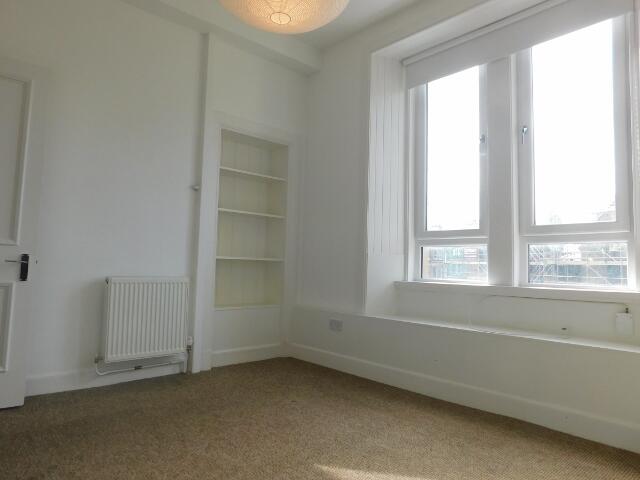 Apartment in Edinburgh - View 5