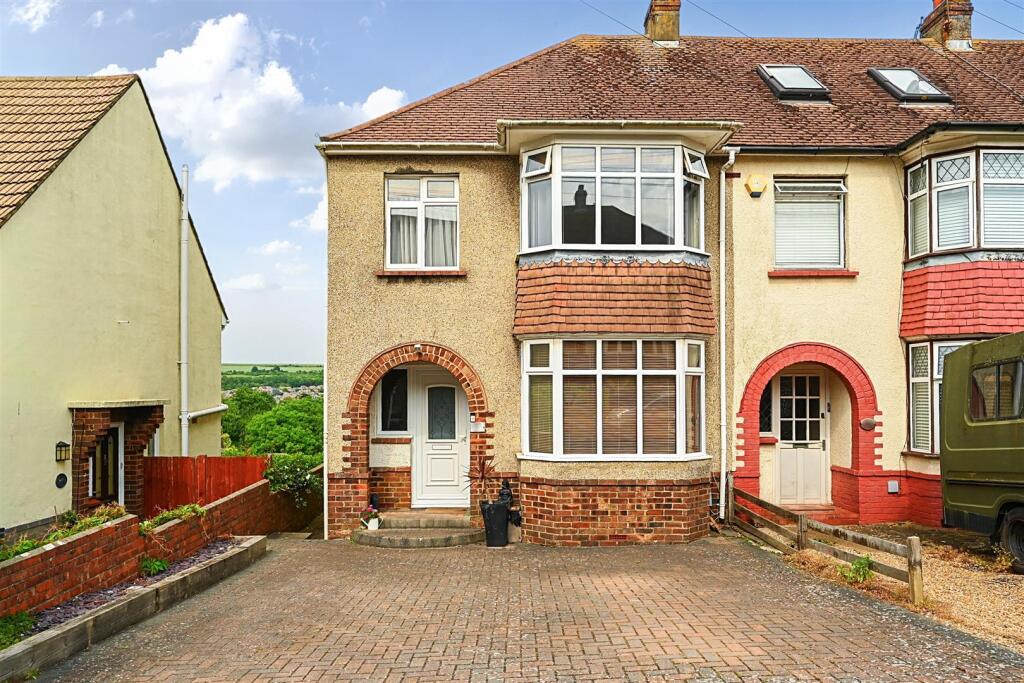 Main image of property: Fairway Crescent, Portslade, Brighton