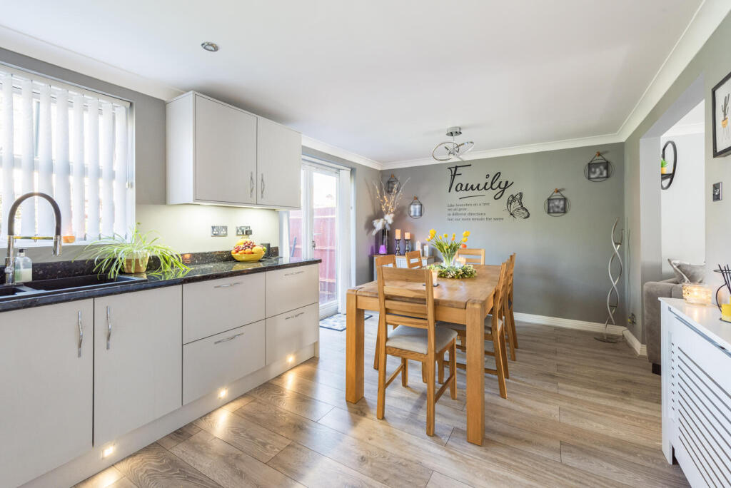 House in Fareham, Whiteley - View 4