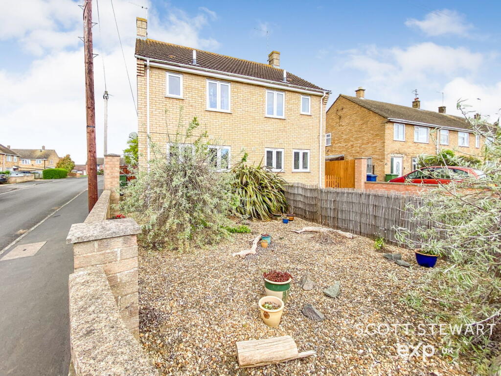 Main image of property: Chestnut Crescent,Whittlesey,Peterborough,PE7 1TW