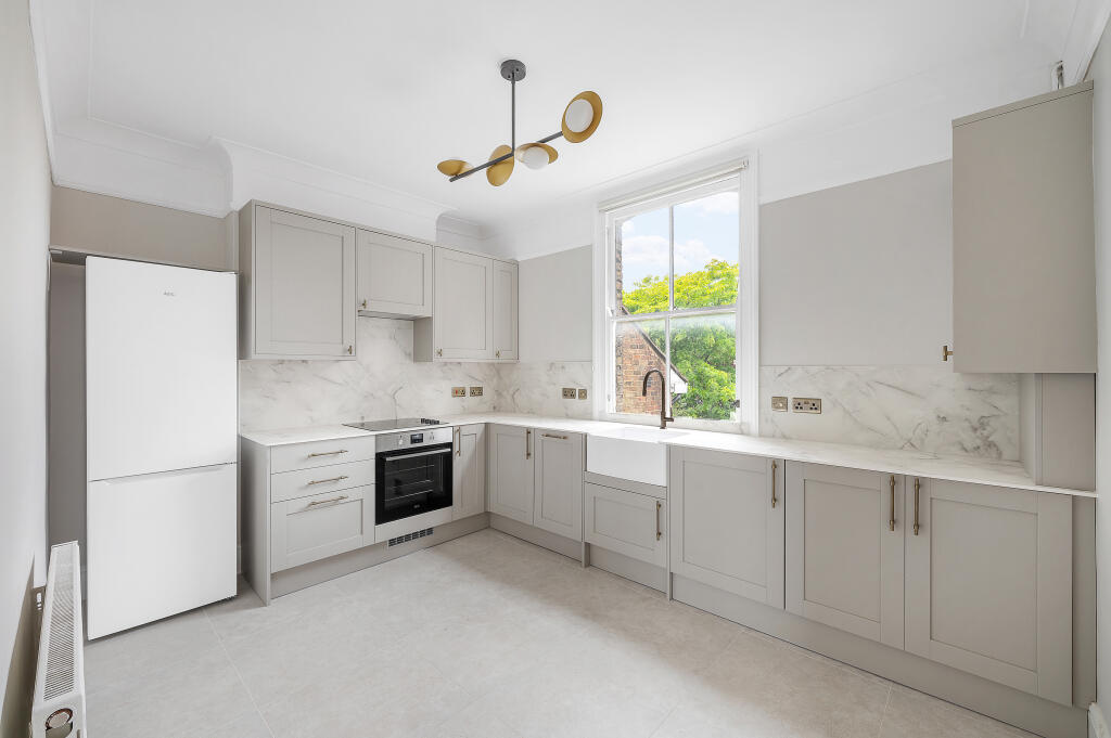 Main image of property: Park Hall Road, London, SE21