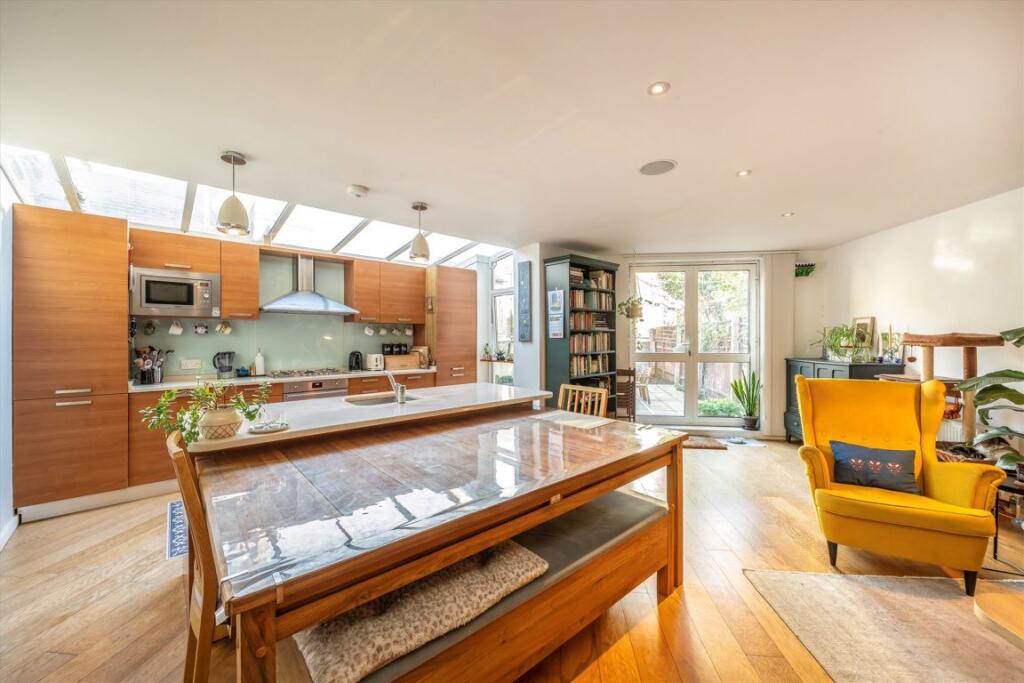 Main image of property: Tregothnan Road, Clapham