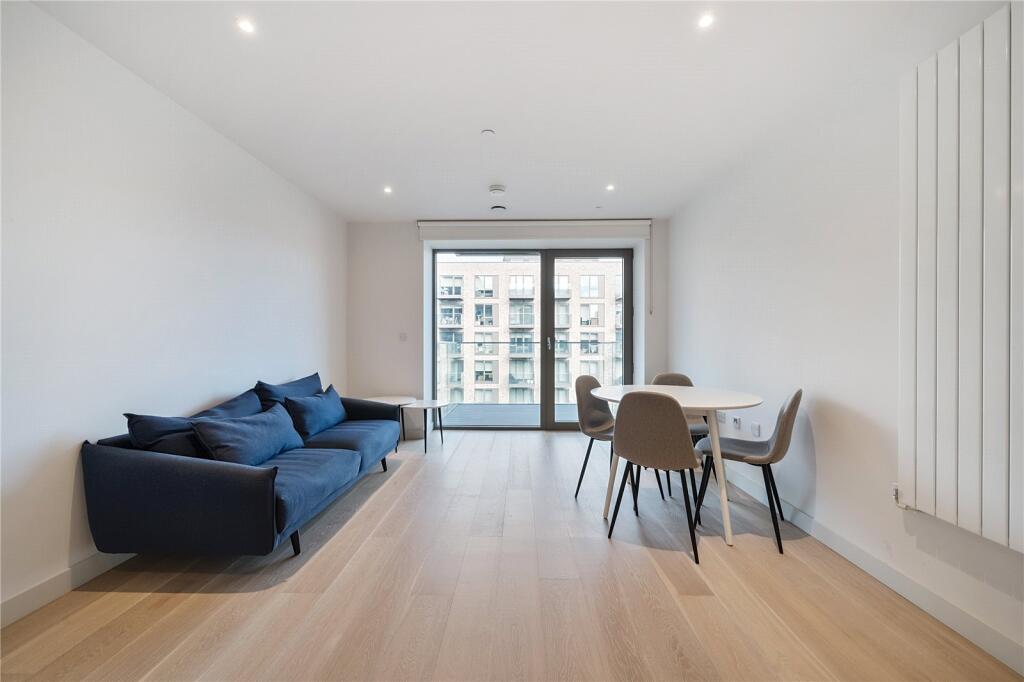 Main image of property: 7 Clipper Street, London, E16