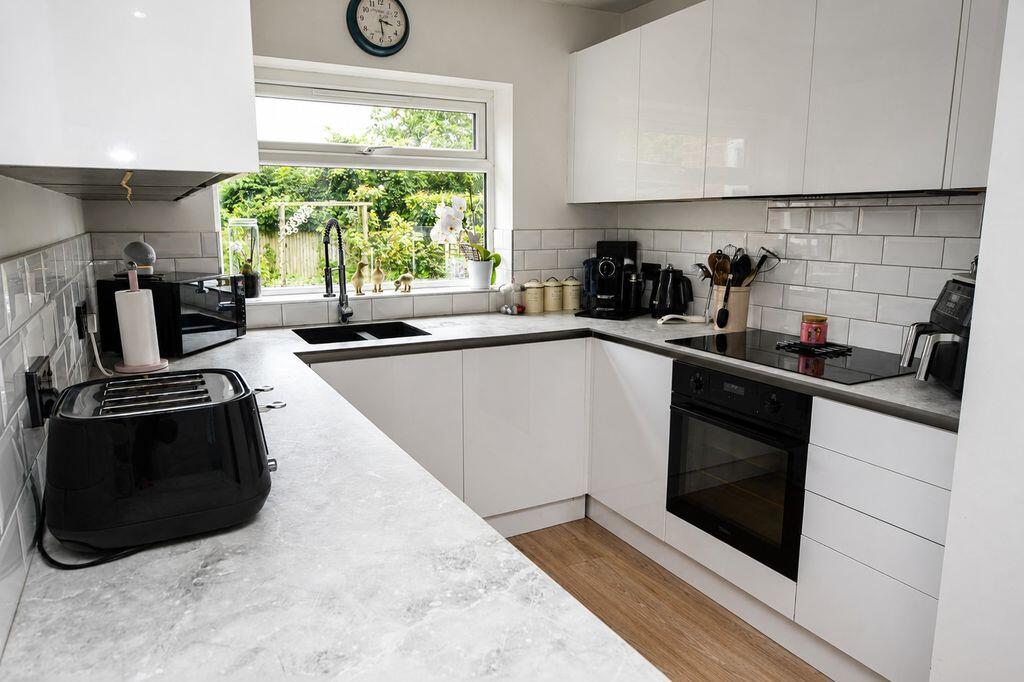 House in Maidstone, Bearsted - View 3