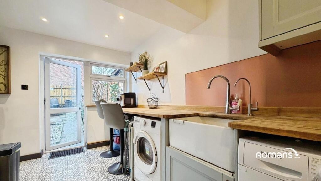 House in Basingstoke and Deane, Basingstoke - View 5